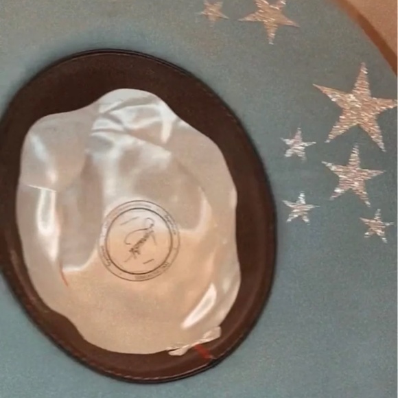 Felt Hat - Picture 3 of 3